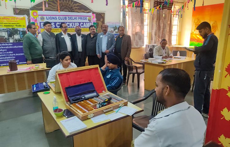 Childrens Free Eye Screening School Camp